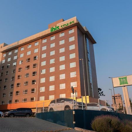 Ibis Styles Curitiba Aeroporto Hotel São José dos Pinhais Buitenkant foto