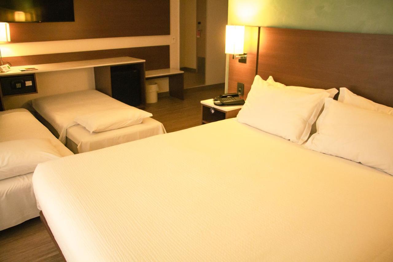 Ibis Styles Curitiba Aeroporto Hotel São José dos Pinhais Buitenkant foto