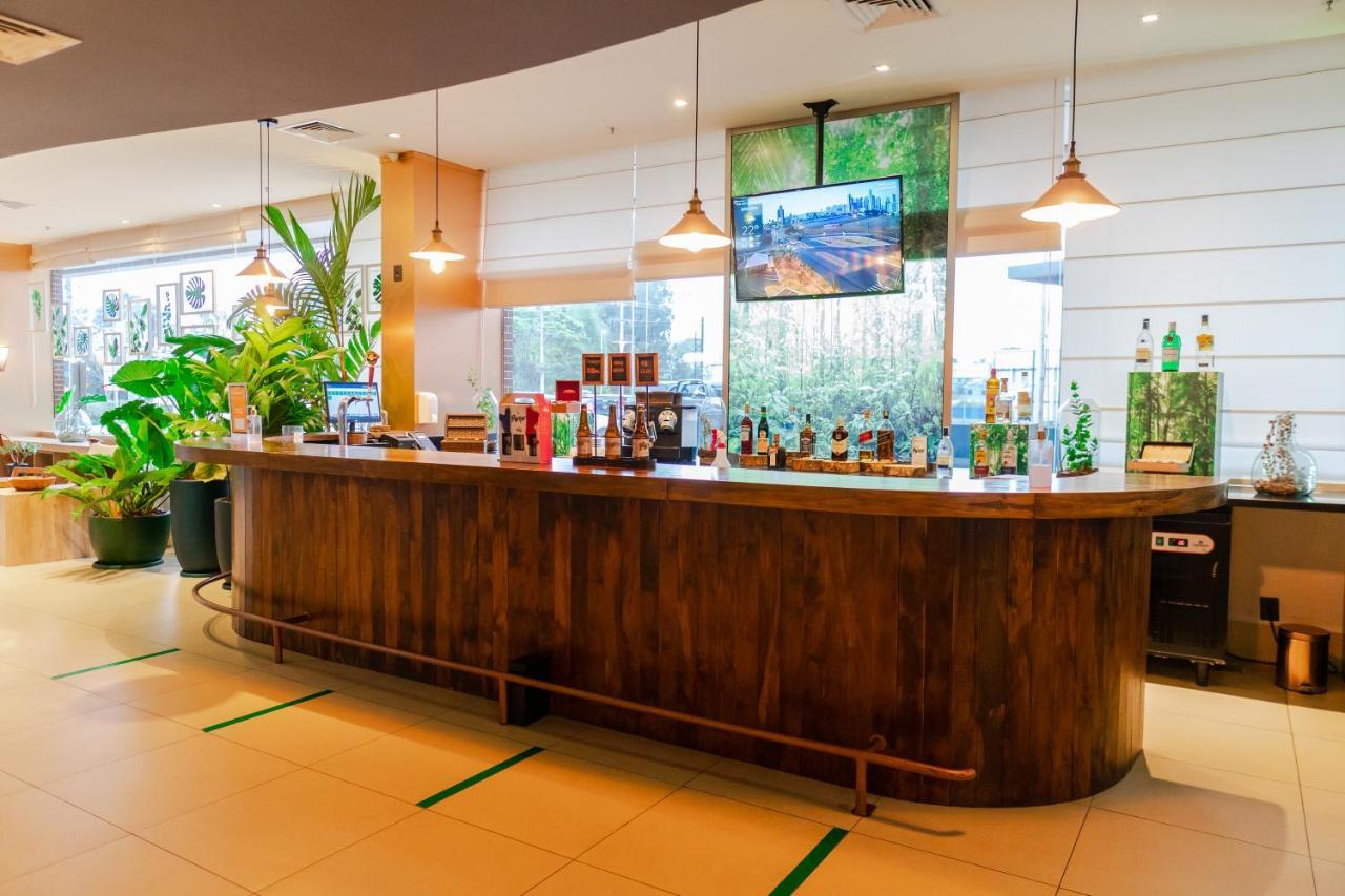 Ibis Styles Curitiba Aeroporto Hotel São José dos Pinhais Buitenkant foto