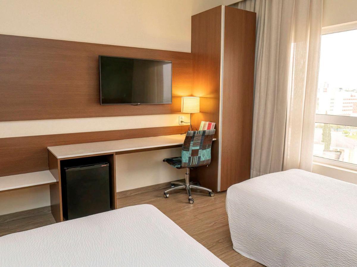 Ibis Styles Curitiba Aeroporto Hotel São José dos Pinhais Buitenkant foto