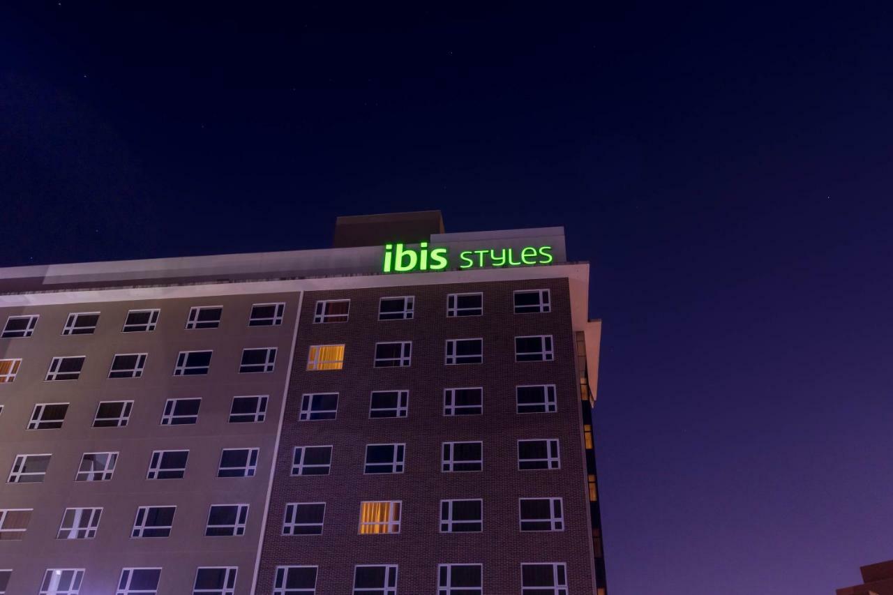 Ibis Styles Curitiba Aeroporto Hotel São José dos Pinhais Buitenkant foto